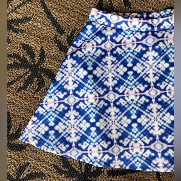 Aeropostale skater skirt - Picture 4 of 6